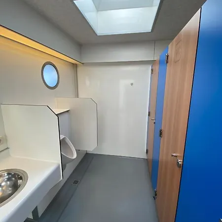 Hotel en barco Unieke Slaapervaring Op Een Zeilboot In Het Centrum Van *